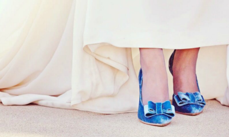 novias-zapatos-azul