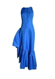 Vestido azul con volante asimétrico de Esther Noriega